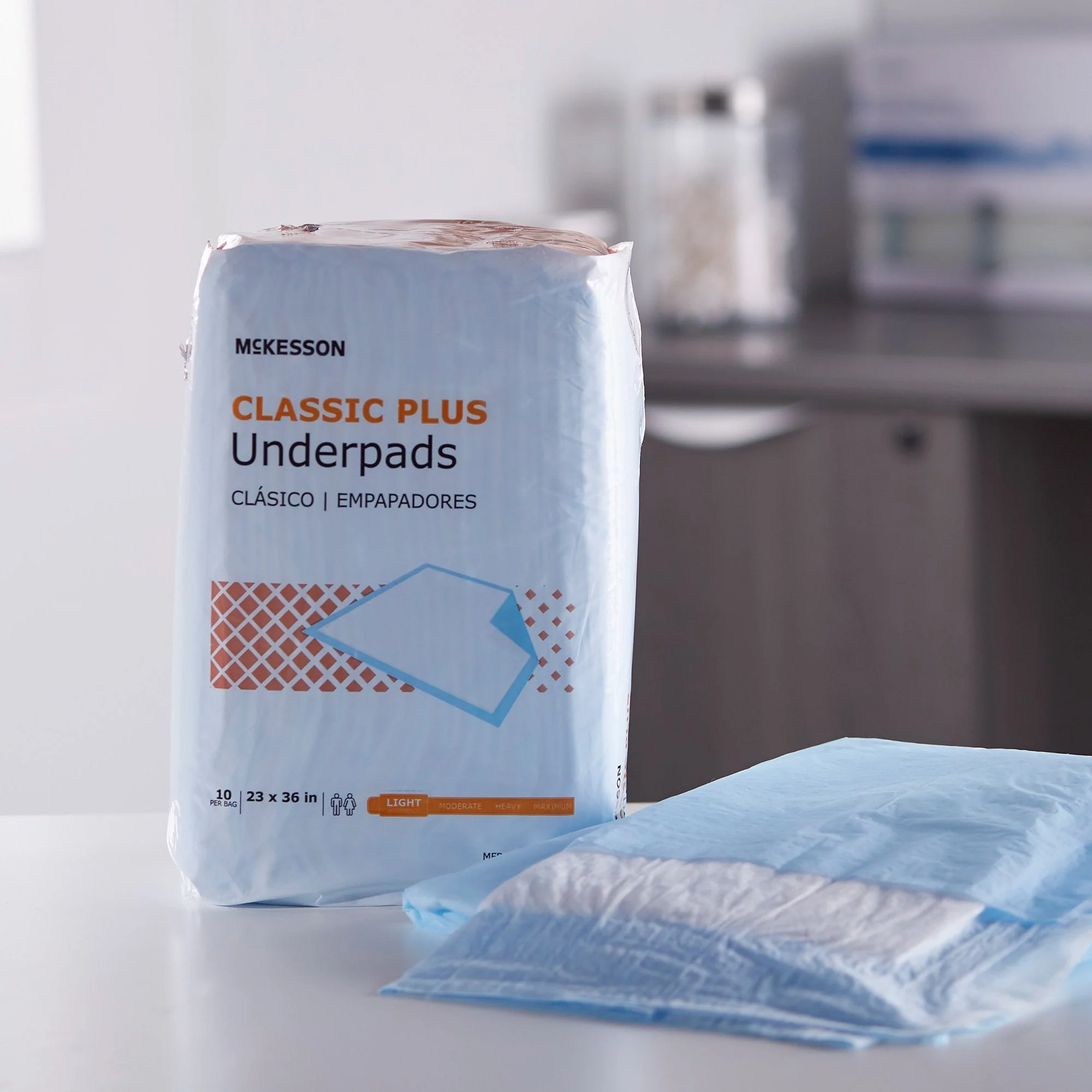 McKesson Classic Light Absorbency Underpad, 23 x 36 ", 10 ct - Image 10